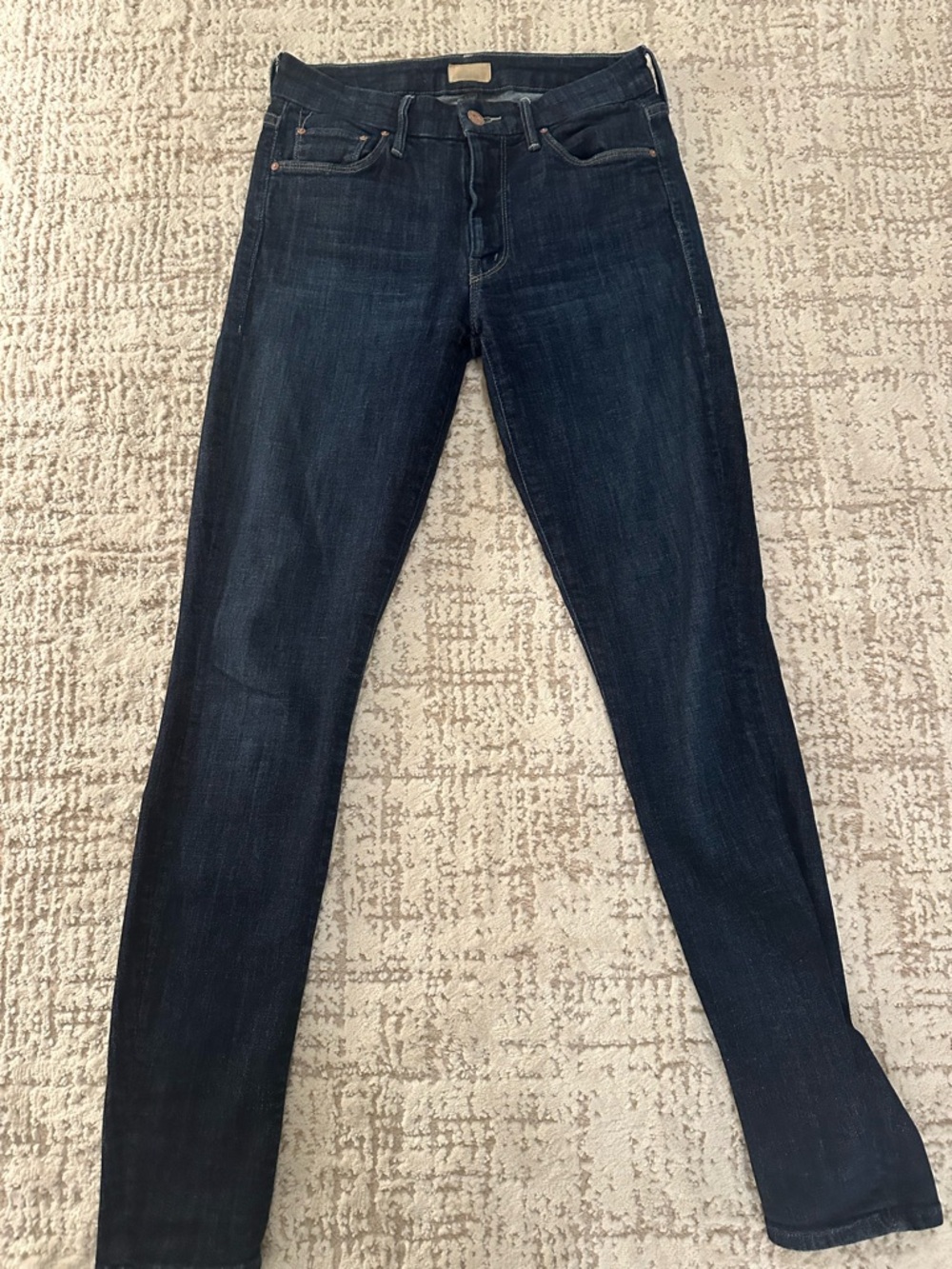 MOTHER JEANS ~ THE LOOKER ~ rinse CLEAN SWEEP ~ A CLASSIC